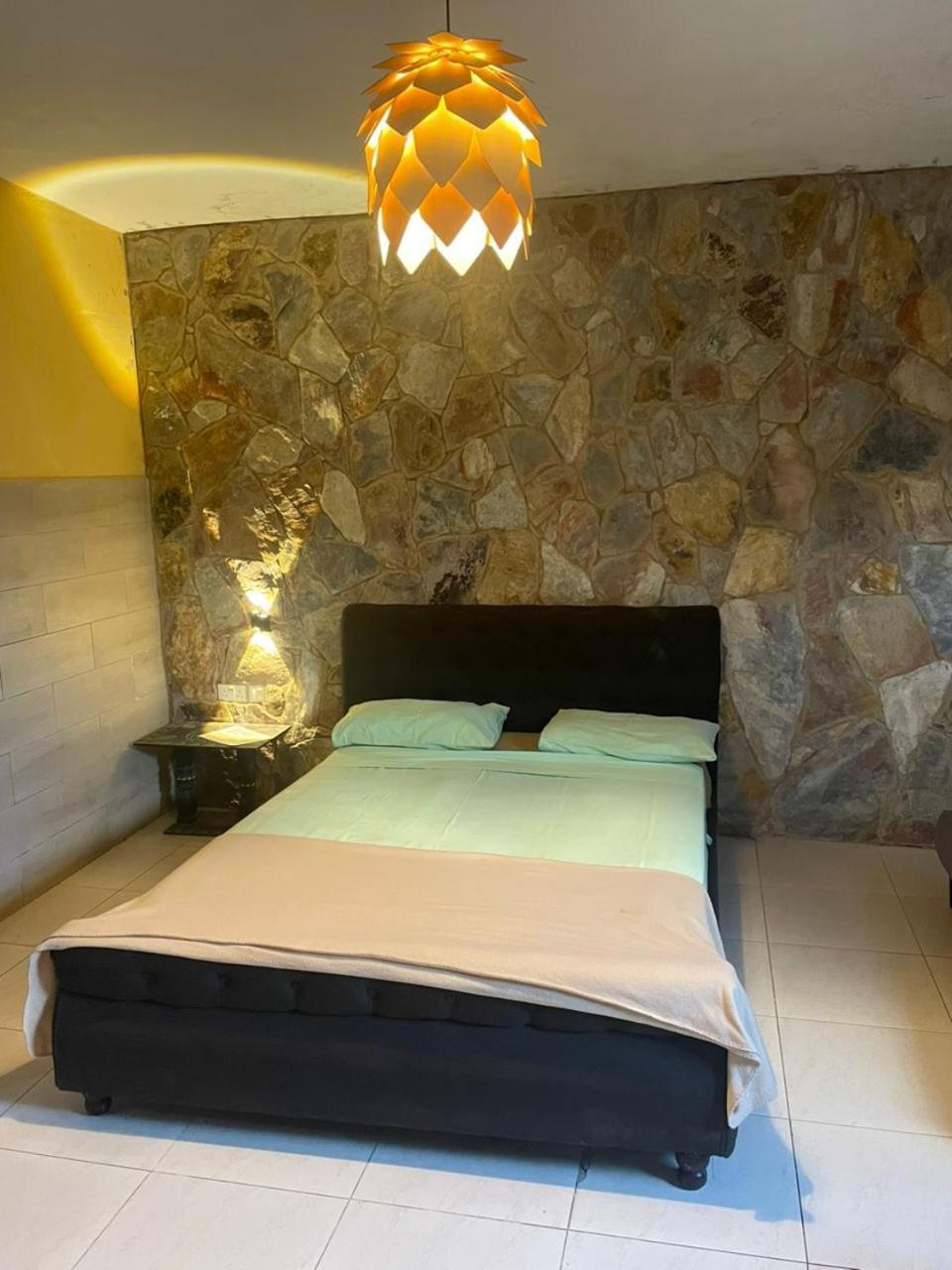 אקרה Omanye Lodge מראה חיצוני תמונה
